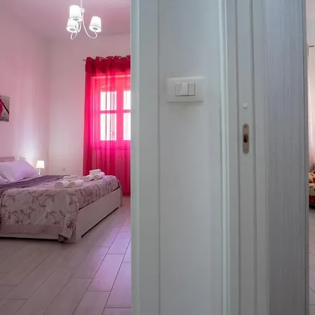 La Casa Di Chiara By Diddoi Lejlighed Taviano (Lecce)